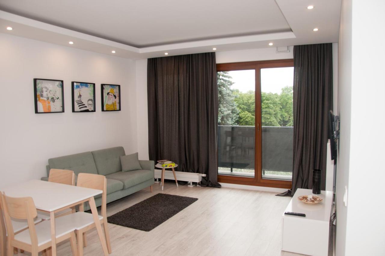 Apartament Business Magazynowa 11A Варшава Екстер'єр фото