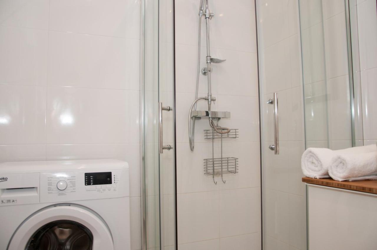Apartament Business Magazynowa 11A Варшава Екстер'єр фото